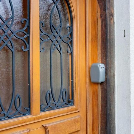 La Maison Des Jolicoeurs Saint-Christophe-sur-Guiers Exterior foto