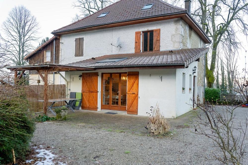La Maison Des Jolicoeurs Saint-Christophe-sur-Guiers Exterior foto